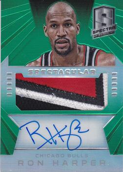 2014-15 Panini Spectra - Spectacular Swatches Signatures Prizms Green #SS-RH Ron Harper Front