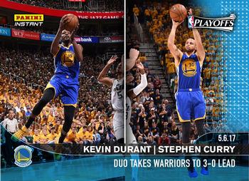 2016-17 Panini Instant NBA - Blue #352 Kevin Durant / Stephen Curry Front