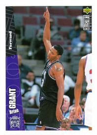 1996-97 Collector's Choice Italian Stickers #36 Brian Grant Front