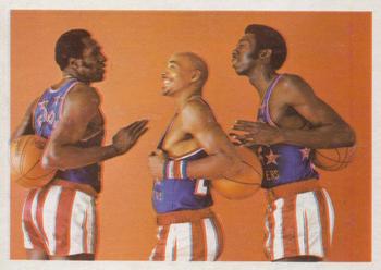 1971 Fleer Cocoa Puffs Harlem Globetrotters #9 Meadowlark Lemon / Curly Neal / Geese Ausbie Front