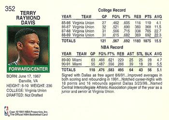1991-92 Hoops #352 Terry Davis Back