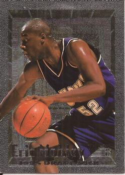 1994-95 Topps Embossed #118 Eric Mobley Front