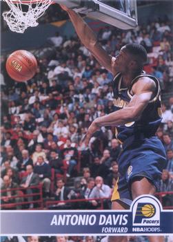 1994-95 Hoops #81 Antonio Davis Front
