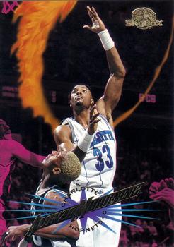 1995-96 SkyBox Premium #14 Alonzo Mourning Front