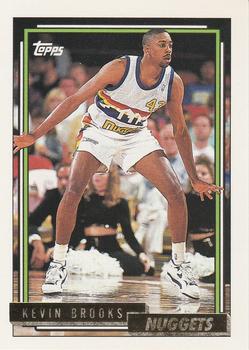 1992-93 Topps - Gold #225 Kevin Brooks Front