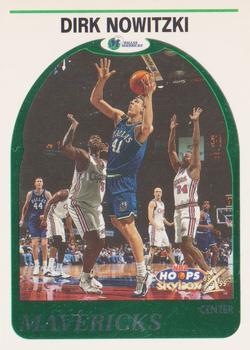 1999-00 Hoops Decade - Hoopla #164 Dirk Nowitzki Front