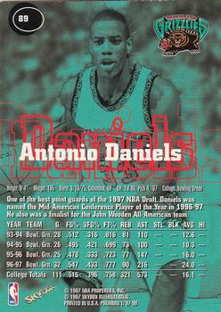 1997-98 SkyBox Premium #89 Antonio Daniels Back