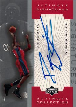 2001-02 Upper Deck Ultimate Collection - Ultimate Signatures #DM-A Darius Miles Front