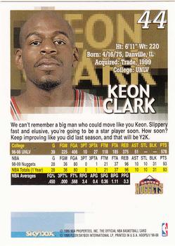 1999-00 Hoops #44 Keon Clark Back