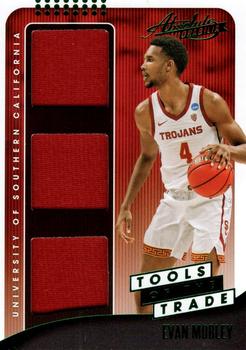 2021 Panini Chronicles Draft Picks - Absolute Tools of the Trade Green #ATT-EM Evan Mobley Front