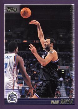 2000-01 Topps #111 Vlade Divac Front