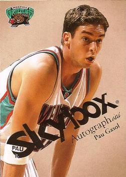 2003-04 SkyBox Autographics #32 Pau Gasol Front