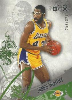 2006-07 Topps Luxury Box - Green #49 James Worthy Front