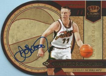 2009-10 Panini Crown Royale - Majestic Signatures #DS Detlef Schrempf Front