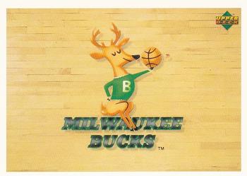 1991-92 Upper Deck Spanish #145 Milwaukee Bucks Team History Front