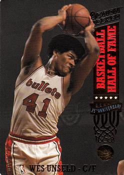 1993 Action Packed Hall of Fame #51 Wes Unseld Front