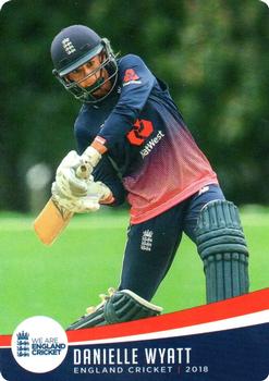 2018 Tap 'N' Play We are England Cricket #060 Danielle Wyatt Front