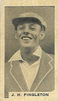 1932 Godfrey Phillips Test Cricketers #30 Jack Fingleton Front