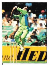 1982 Scanlens Cricket Stickers #7 Imran Khan Front