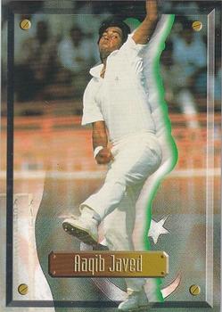 1997 Sports Deck Cricket #42 Aaqib Javed Front
