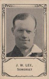 1932 Barratt & Co Famous Cricketers #NNO Jack Lee Front