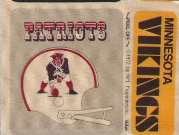 1974 Fleer Football Patches #NNO New England Patriots Helmet / Minnesota Vikings Name Front