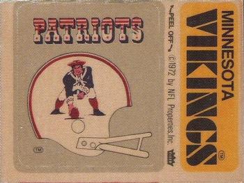 1975 Fleer Football Patches #NNO New England Patriots Helmet / Minnesota Vikings Name Front
