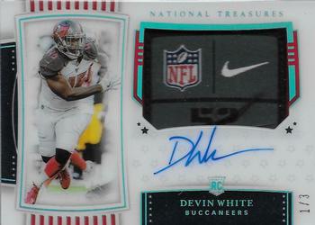 2019 Panini National Treasures - Rookie Patch Autographs Stars and Stripes Premium #205 Devin White Front