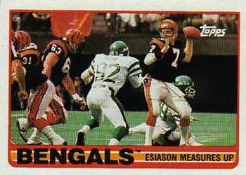 1989 Topps #23 Bengals Team Leaders (Esiason Measures Up) Front