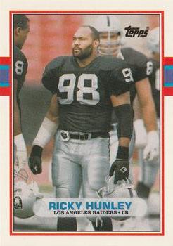 1989 Topps Traded #124T Ricky Hunley Front