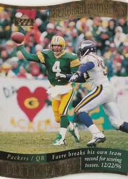 1997 Collector's Choice - Memorable Moments #4 Brett Favre Front