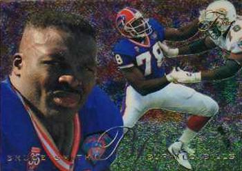 1995 Flair #21 Bruce Smith Front