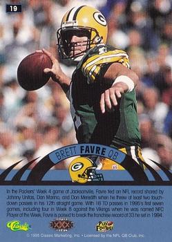 1996 Classic NFL Experience #19 Brett Favre Back
