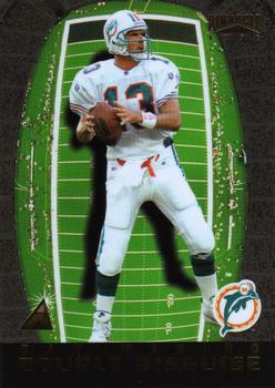 1996 Pinnacle - Double Disguise #7 Dan Marino / Kerry Collins Front