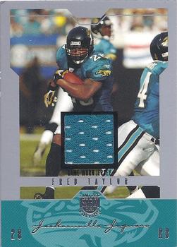 2004 SkyBox LE - Jersey Silver #17 Fred Taylor Front