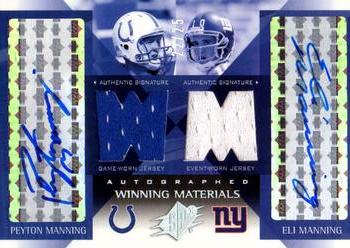 2004 SPx - Winning Materials Autographs #WMA-PE Peyton Manning / Eli Manning Front