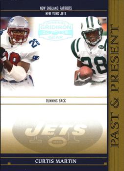 2005 Donruss Gridiron Gear - Past and Present Silver Holofoil #PP6 Curtis Martin Front