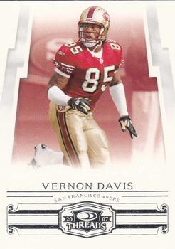 2007 Donruss Threads #119 Vernon Davis Front