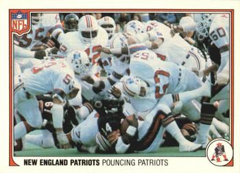 1983 Fleer Team Action #34 Pouncing Patriots Front