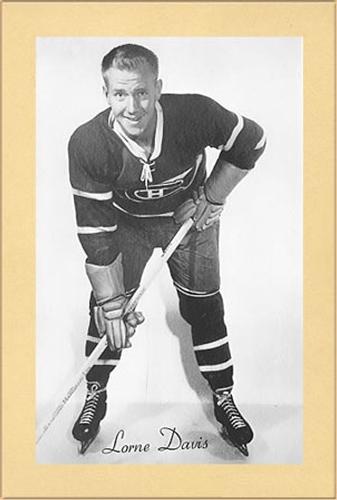 1944-64 Bee Hive Hockey Photos (Group 2) #NNO Lorne Davis Front