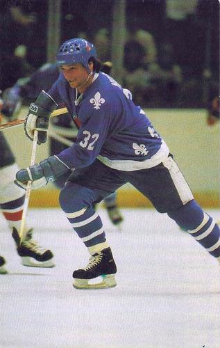 1984-85 Quebec Nordiques Postcards #NNO Dale Hunter Front