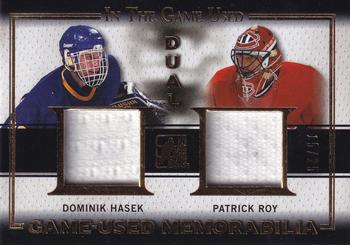 2016 Leaf In The Game Game Used - Dual Game Used Jersey Gold #GD-01 Dominik Hasek / Patrick Roy Front
