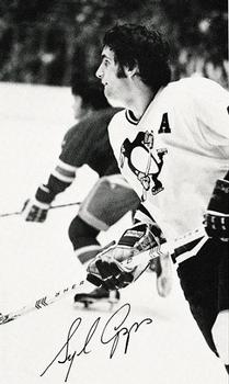 1974-75 Pittsburgh Penguins Postcards #1 Syl Apps Front