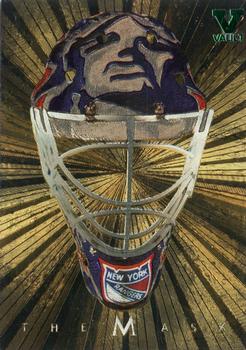 2015-16 In The Game Final Vault - 2001-02 Between The Pipes -The Mask Gold  (Green Vault Stamp) #NNO Mike Richter Front