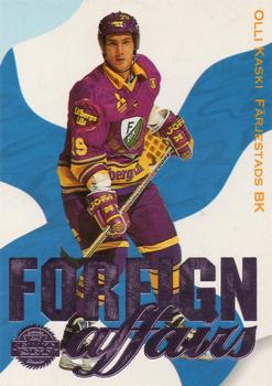 1994-95 Leaf Elit Set (Swedish) - Foreign Affairs #8 Olli Kaski Front