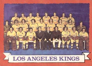1973-74 O-Pee-Chee - Light Backs #98 Kings Team Front