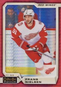 2018-19 O-Pee-Chee Platinum - Red Prism #34 Frans Nielsen Front