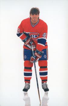 1992-93 Montreal Canadiens #NNO Jean-Jacques Daigneault Front