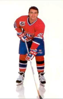 1992-93 Montreal Canadiens #NNO Gilbert Dionne Front