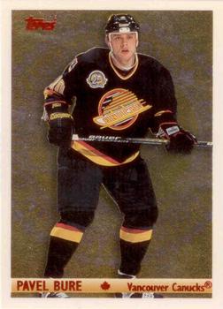 1995-96 Topps - Canadian Gold #5CG Pavel Bure Front